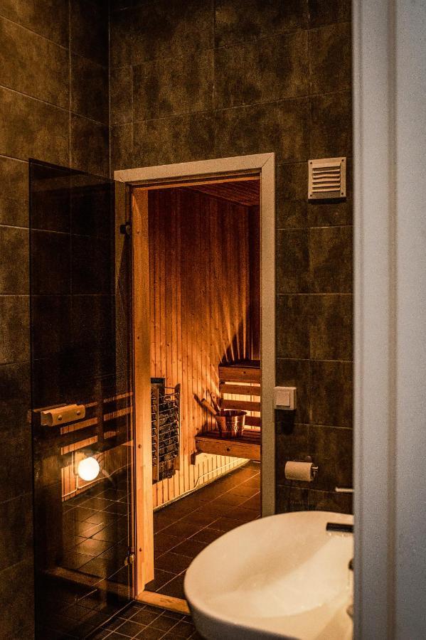 Hotell Carl Friman Motala Ngoại thất bức ảnh